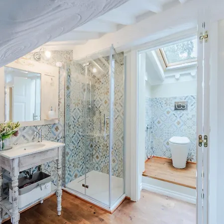 Charming Escape With Cathedral Views Lucca
